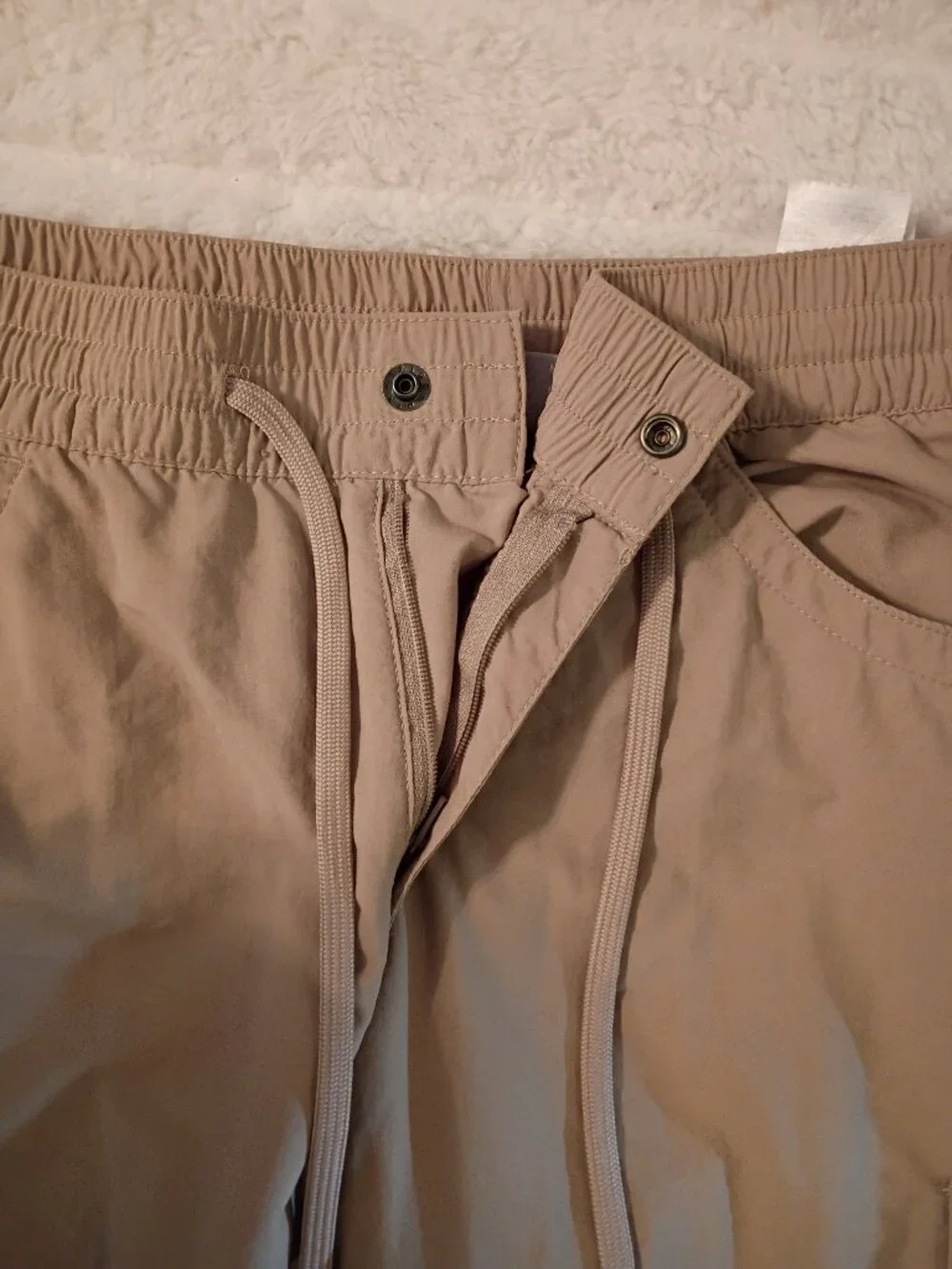 Columbia Capris - Picture 7 of 10